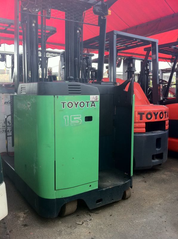 Toyota 7FBR15 (Electric Reachtruck) - Used / Reconditioned Forklift