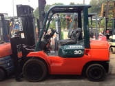 Toyota 7FD30 (Diesel Forklift)