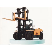 Heavy Duty Forklift - Toyota F200